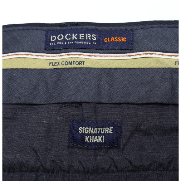 Dockers Men’s Signature Khaki Classic Fit Lux Cotton Stretch Navy Sz 42X30 NEW - Picture 5 of 9